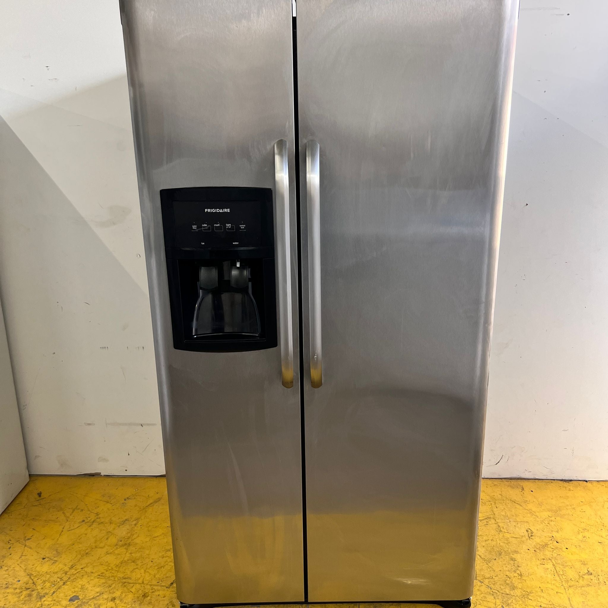 Frigidaire-Stainless-Steel-Refrigerator Frigidaire-Stainless-Steel-Refrigerator